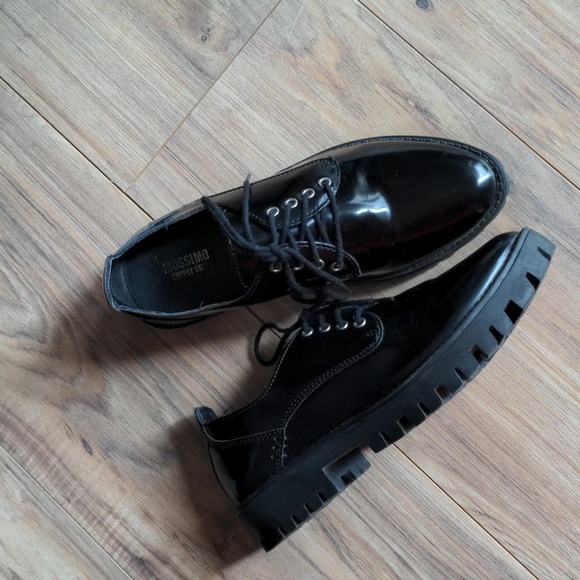 Mossimo Supply Co. Shoes - Black patent leather tie shoes